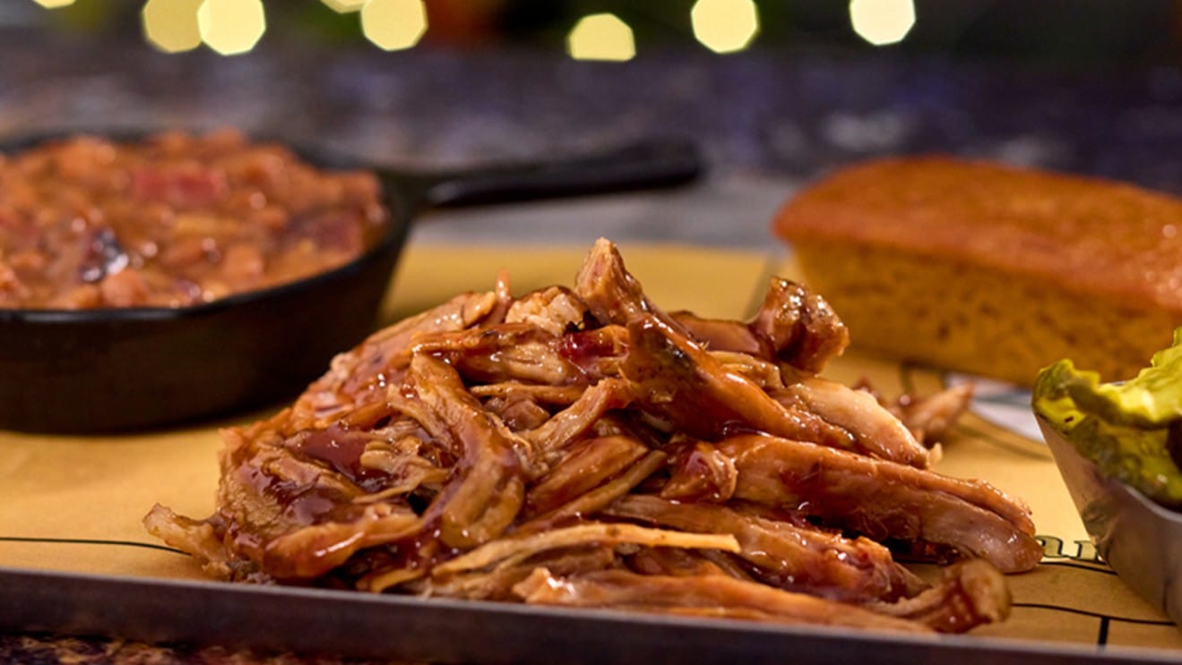 Banana-smoked pulled pork