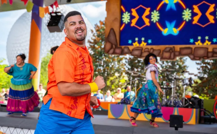 Disney World announces DisneyFamilia celebrations